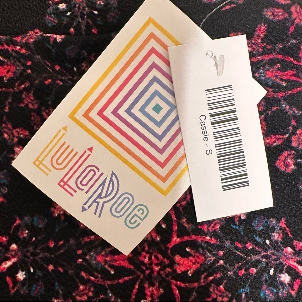 LulaRoe Cassie Pencil Skirt Stretchy High Wide Waist Adjustable Sizes S-M 6-8 - Picture 8 of 15